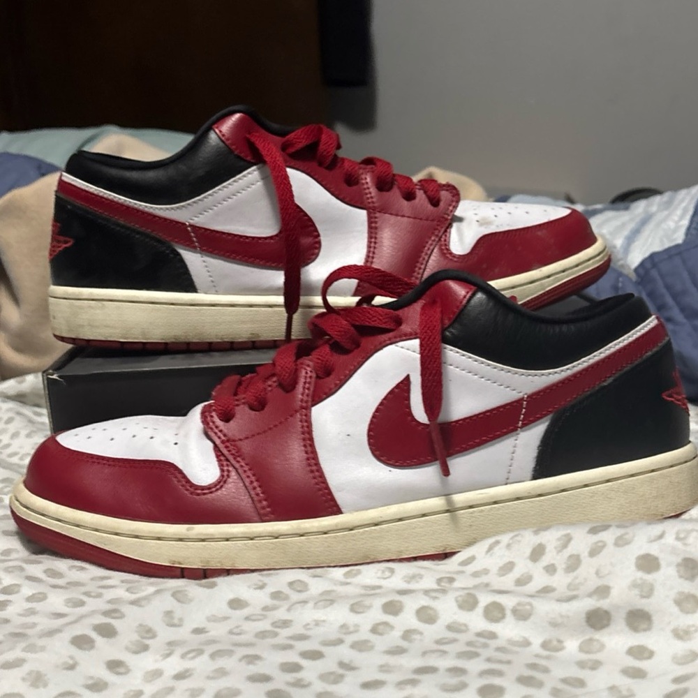 Jordan 1 Lows - Picture 2 of 3